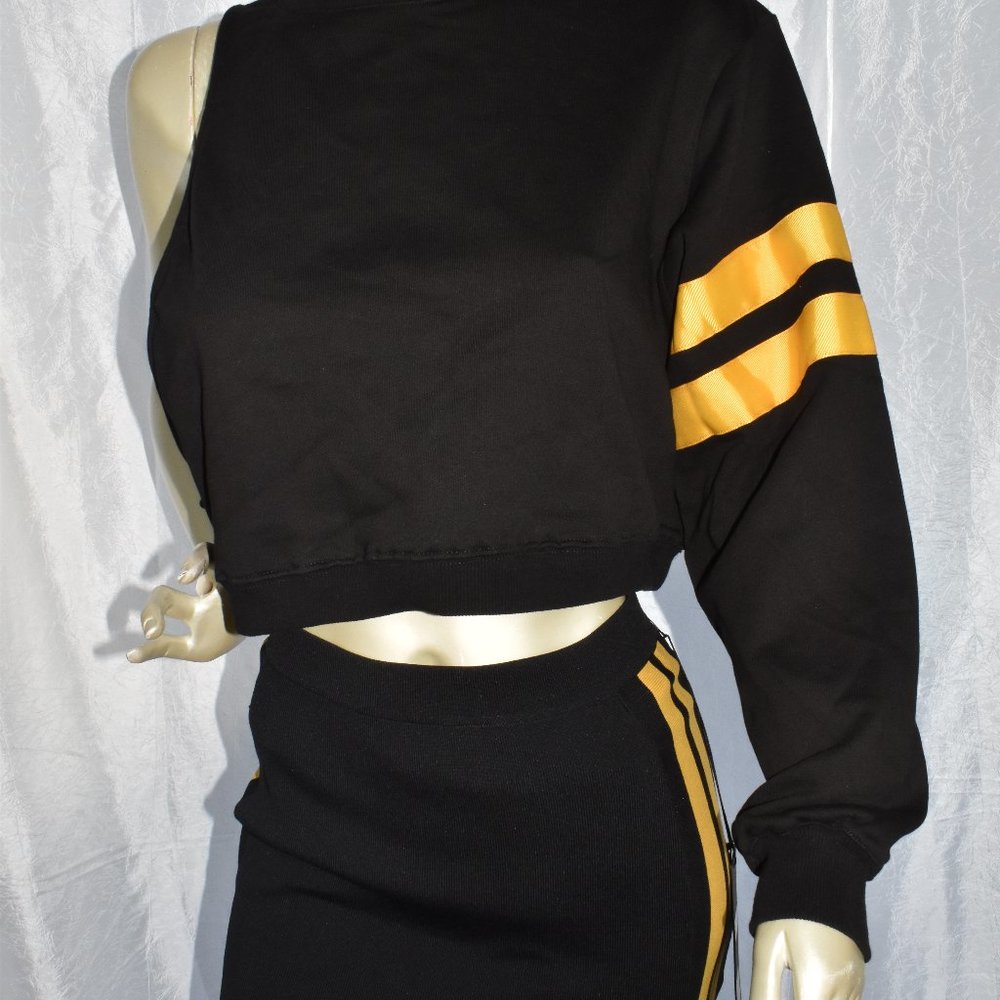 LF The Brand Black Long Sleeve Crop Top